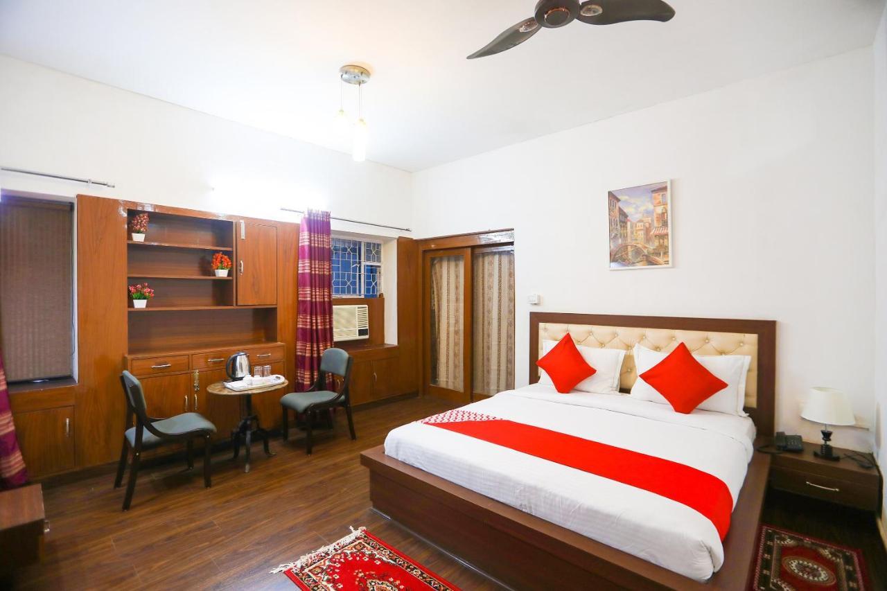 Oyo 62702 Golden Home Stay New Delhi Exterior photo